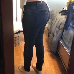 Like New Butt Shaping Jeans